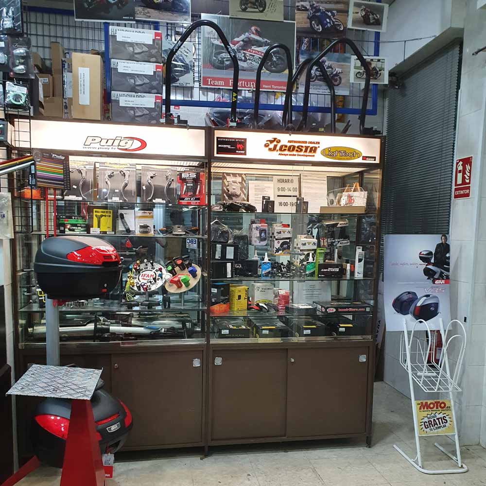 Moto Recambios Europa  SL artículos exhibidos 